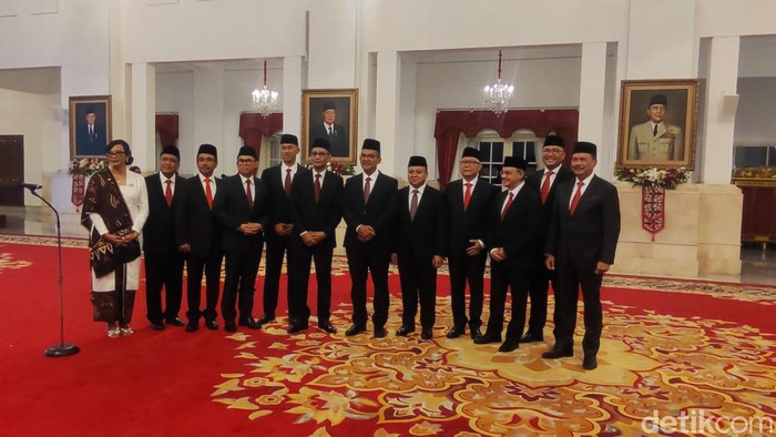 Jokowi Lantik 12 Dubes RI