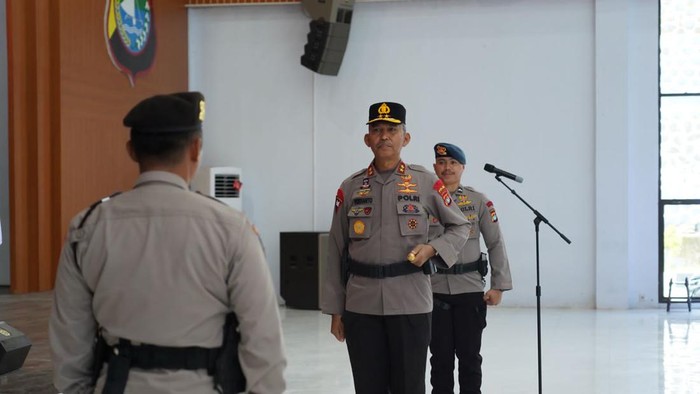 Kapolda Sulbar Irjen Verdianto Iskandar Bitticaca.