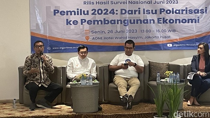 Ketua DPP PPP Achmad Baidowi di rilis survei Algoritma. (Silvia Ng/detikcom).
