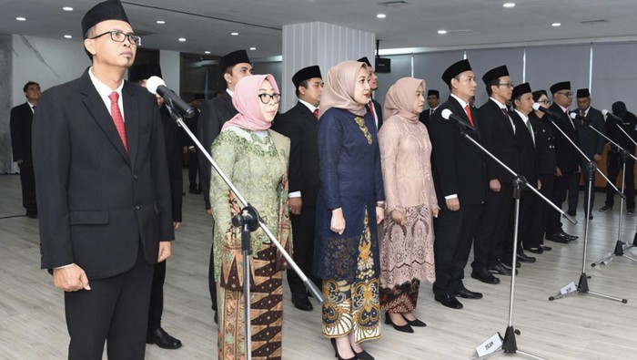 Komisioner Komisi Penyiaran Indonesia (KPI) dan Dewan Pengawas (Dewas) dan Lembaga Penyiaran Publik (LPP) TVRI.