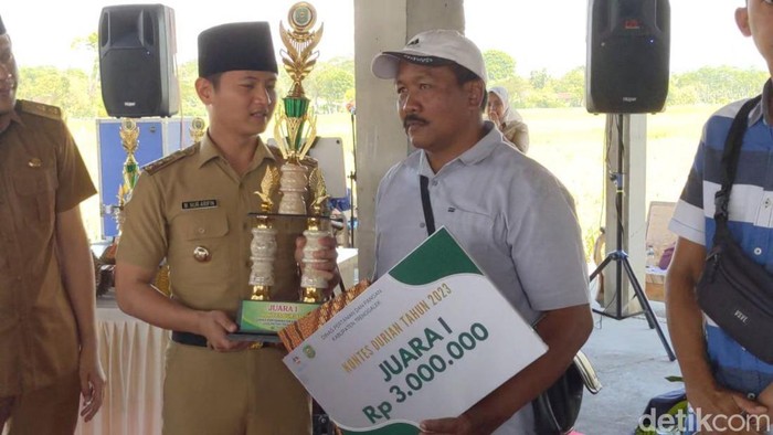 Kontes durian Trenggalek