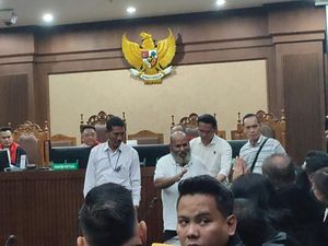 Lukas Enembe Jamin Tanggung Sendiri Biaya Perawatan oleh Dokter Terawan