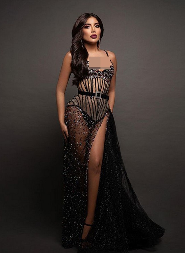 Millen tampil seksi dengan gaun hitam transparan. Gaun tersebut rancangan dari Ivan Gunawan. Foto: dok. Instagram/@millencyrus