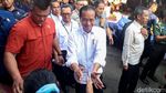 Momen Jokowi Blusukan di Pasar Palmerah