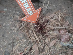 Tega! Paman Tebas Leher Keponakan Hingga Tewas