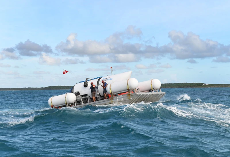 Pemandangan dari kapal selam Titan