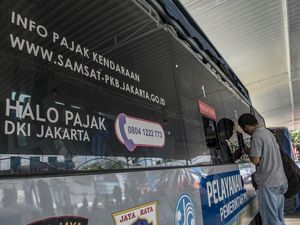 Asyik! Urus Pajak Kendaraan di Samsat Jakarta Nggak Perlu Cuti, Weekend Buka