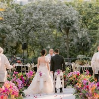 Keduanya terinspirasi dari adegan pernikahan megah, mewah dan ekstravaganza di film ‘Crazy Rich Asians’ yang rilis pada 2018. Foto: Instagram/@jmtiongco