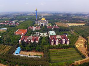 Ponpes Al-Zaytun yang Kontroversial Ada di Mana? Ini Lokasi dan Sejarahnya
