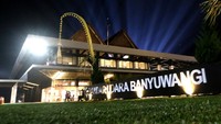 Panorama arsitektur di Bandara Banyuwangi, Jawa Timur, Sabtu (24/6/2023). (ANTARA FOTO/Budi Candra Setya)  