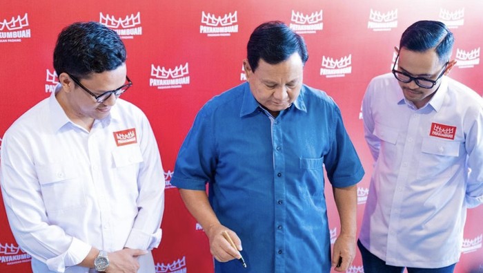 Prabowo Resmikan RM Payakumbuah Milik Arief Muhammad di Kemang