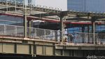 Proyek Jembatan Penghubung LRT-KRL Dukuh Atas Terus Dikebut Proyek Jembatan Penghubung LRT-KRL Dukuh Atas Terus Dikebut