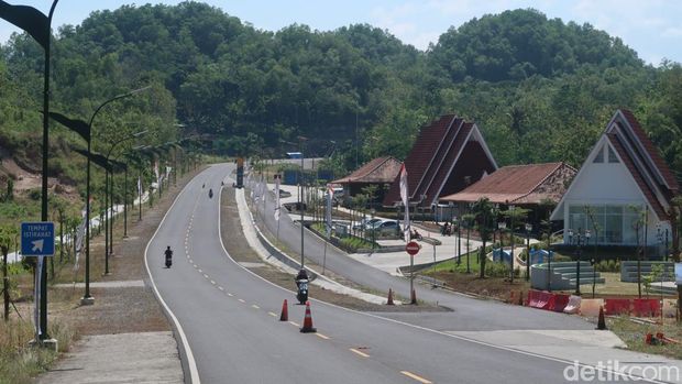 Rest area di Jalur Jalan Lintas Selatan (JJLS) Kalurahan Nglindur, Gunungkidul. Foto diunggah Senin (26/6/2023).