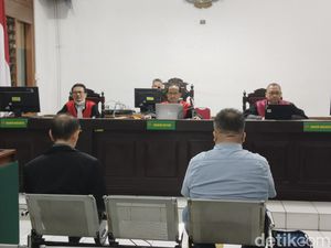 2 Penyuap Hakim Agung Divonis 6,5 dan 5,5 Tahun Bui
