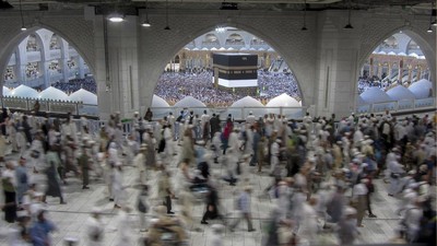 Suasana Tawaf di Masjidil Haram Jelang Puncak Ibadah Haji