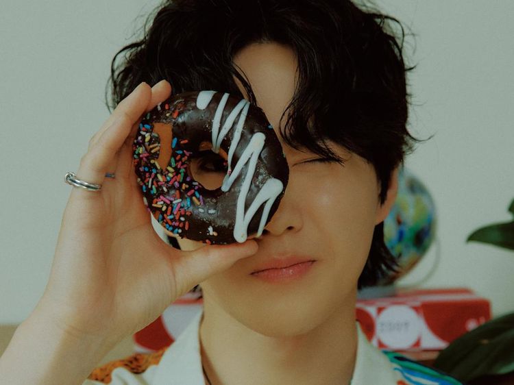 Brand Mewah hingga Gorengan Arab di Teaser EXIST Suho, D.O, dan Sehun EXO