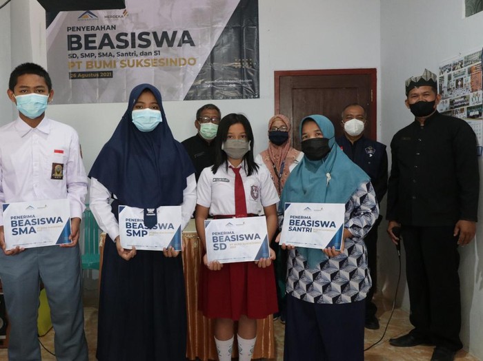 Warga Banyuwangi berkesempatan mendapat beasiswa
