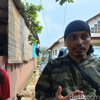 Warga wilayah Cikoko Barat III, Pancoran, Jakarta Selatan, Hasan Alhabsy
