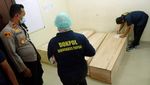 6 Jenazah Korban Pesawat SAM Air Dibawa ke RS Bhayangkara