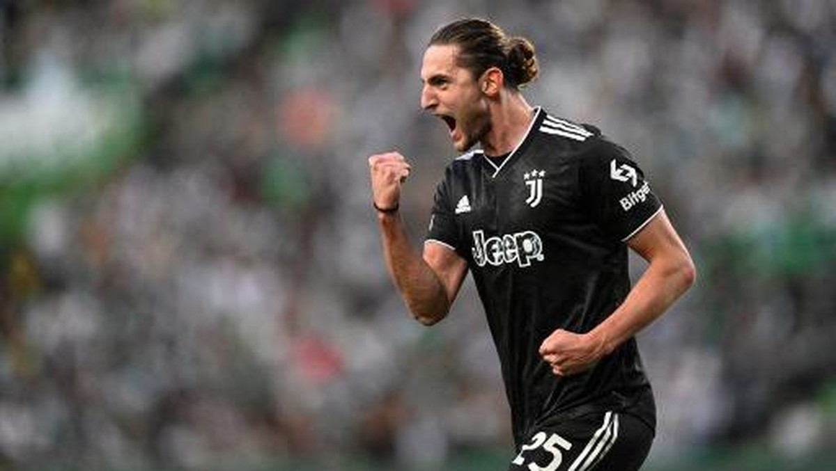 Adrien Rabiot bebas transfer, menjadi incaran beberapa klub. (Foto: AFP/PATRICIA DE MELO MOREIRA)