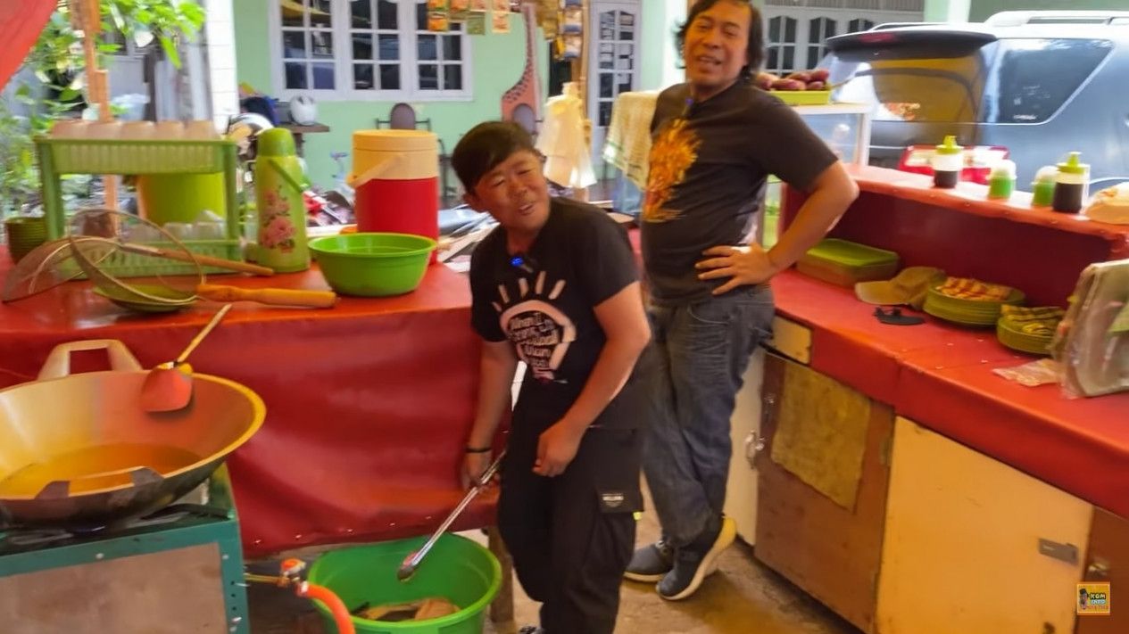 Bisnis kuliner milik komedian
