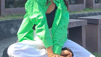 Modul lensa terdiri dari modul lensa 1G+7P. Tiga teknologi terinspirasi oleh teknologi kamera tradisional digunakan untuk meningkatkan kemampuan kamera menangkap cahaya kompleks sekaligus mengurangi pijar lensa untuk menghasilkan gambaryang lebih jelas dan lebih akurat. Foto: Josina/detikINET