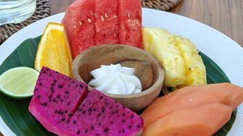 Apalagi dalam melakukan pembesaran, sensor ini telah menggunakan fitur OIS (Optical Image Stabilization) yang akan meningkatkan tingkat kestabilan gambar ketika menggunakan fitur 6x Hybrid Zoom. Foto: Josina/detikINET