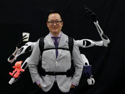 Ilmuwan Jepang Bikin Lengan Robot Mirip Doctor Octopus