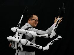 Ilmuwan Jepang Bikin Lengan Robot Mirip Doctor Octopus