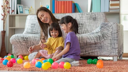 Ilustrasi Manfaat Bermain dengan Anak