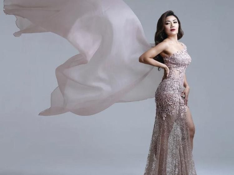 Inge Anugrah, Mantan Istri Ari Wibowo yang Terlihat Anggun