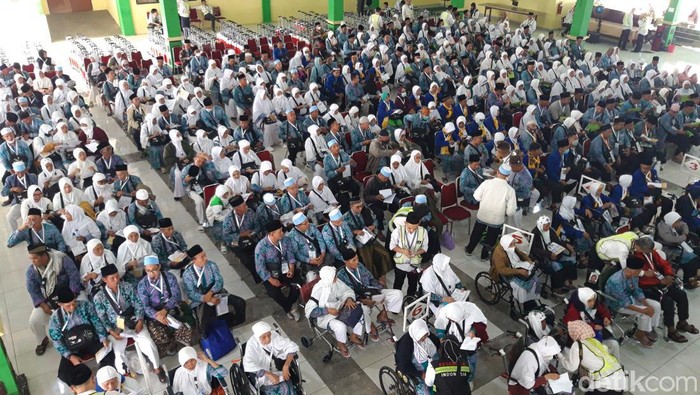 Jemaah calon haji Embarkasi Solo. Diunggah Selasa (27/6/2023).