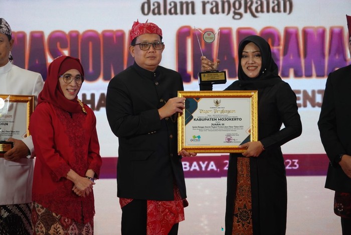 Kabupaten Mojokerto Juara 3 iBangga Award Jatim 2023