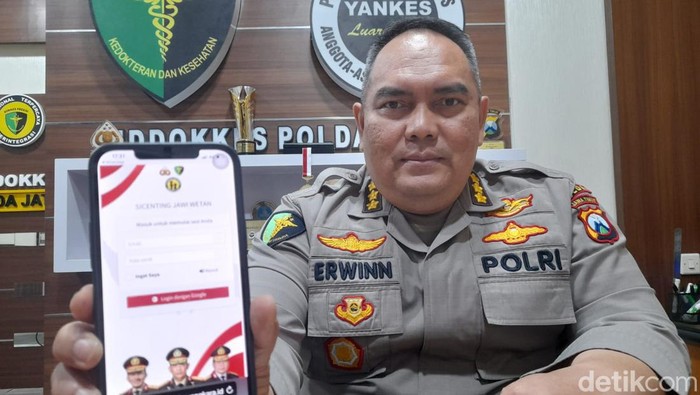 Kanid Dokkes Polda Jatim dr Erwin Zainul Hakim