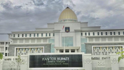 Kantor Bupati Lombok Tengah.