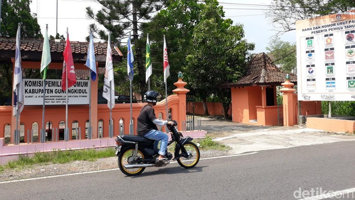 Kantor KPU Kabupaten Gunungkidul.