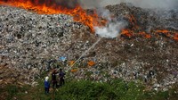 Menurut BPBD Kabupaten Tegal kebakaran yang menghanguskan dua dari lima hektare lahan perbukitan sampah TPA tersebut.