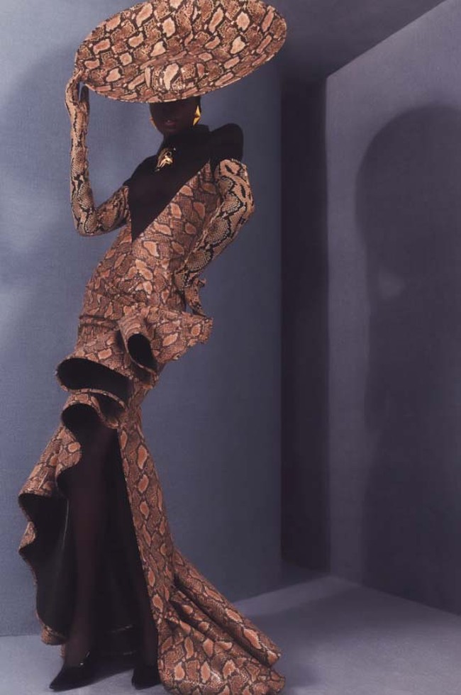 Inilah koleksi terbaru Balmain Resort 2024. Dok. Balmain.