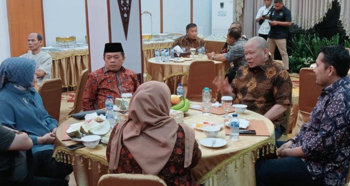 La Nyala dan Al Haris Makan Malam Bersama