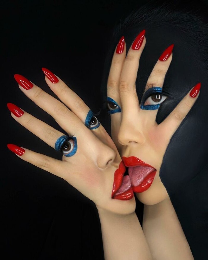 Makeup artist mencengangkan mata