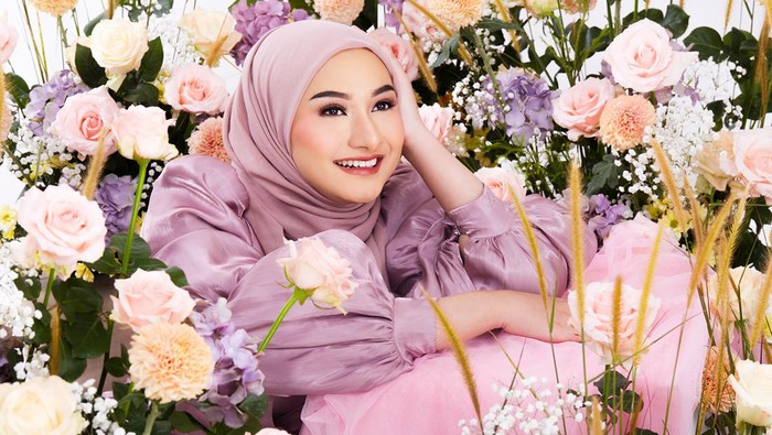 Nadzira Shafa