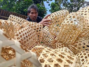 Perajin Besek Bambu Banyuwangi Kebanjiran Order Jelang Idul Adha