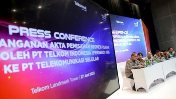 Kesepakatan ini merupakan tonggak penting bagi implementasi inisiatif Fixed Mobile Convergence (FMC) TelkomGroup sebagai bagian dari strategi utama perusahaan Five Bold Moves, dalam rangka menciptakan dampak berkelanjutan di masyarakat dengan menghadirkan layanan broadband yang lebih luas, merata, dan andal, mendukung akselerasi inklusi digital dan ekonomi digital.