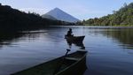 Pesona Memukau Danau Laguna dengan Panorama Pulau Tidore