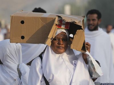 Cuaca Ekstrem, Begini Siasat Jemaah Haji Lindungi Diri dari Serangan Panas