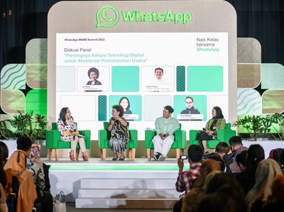 Ratusan UMKM Ramaikan Ajang Naik Kelas Bersama WhatsApp