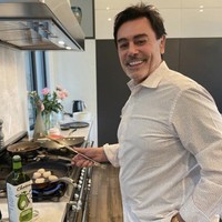 Sinar matahari yang masuk serta sirkulasi udara yang baik tentu membuat hunian yang ditinggali sang selebriti chef ini membuat nyaman dan segar. Foto: Dok. Instagram Farah Quinn