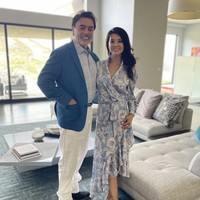 Farah Quinn tinggal di Amerika Serikat. Kediamannya bernuansa modern yang didominasi tema monokrom dengan sentuhan warna putih dan abu-abu. Foto: Dok. Instagram Farah Quinn