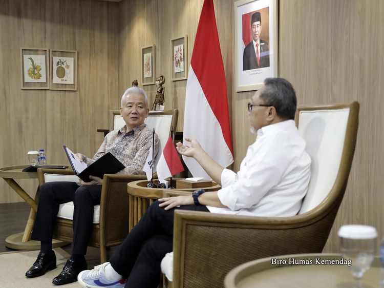 Semringah Dubes Korsel di Markas Kemendag