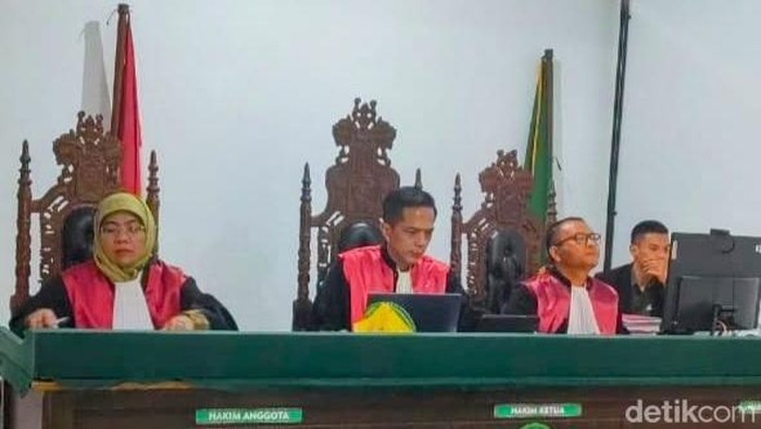 Sidang kasus pembunuhan Mahasiswa Unpad.